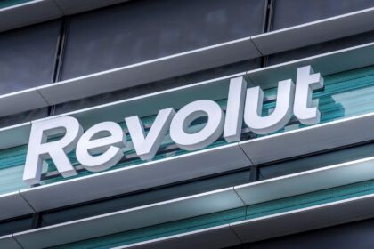 フィンテック企業「Revolut」、仏に10億ユーロ出資──パリに西欧本社を新設へ