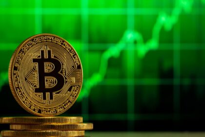 ビットコイン最高値更新の条件は「新規需要と9万7,600ドル維持」＝Glassnode