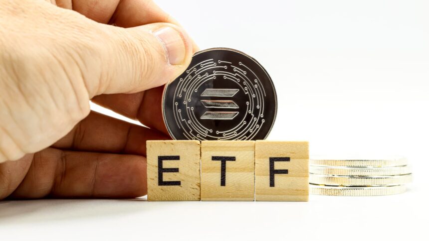 米国初のソラナ現物ステーキングETF「SSK」取引開始──初日の取引量2,000万ドル