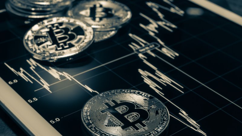 ビットコイン10万6,000ドル攻防続く──アルトコイン重要サポート割れで警戒感