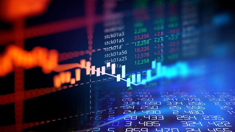 ビットコイン9万ドル割れ、米利下げ期待後退でマクロ圧力増大＝QCP分析