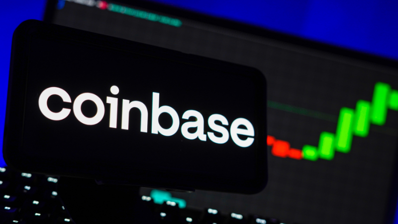 コインベースのBase、OP Stackから独立へ──独自スタック移行でOP11％下落