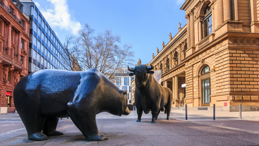 BTC反発で7万ドル回復──ニュース主導の上昇か、底打ちの兆候か