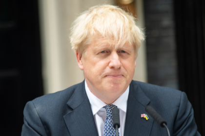 ジョンソン元英首相「ビットコインは巨大なポンジースキーム」